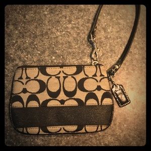 Small Coach wristlet